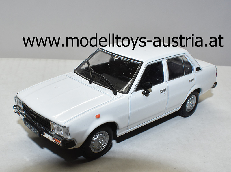 Toyota Corolla KE70 Limousine 1979 weiss1:43 Toyota Corolla KE70 Limousine 1979 weiss1:43