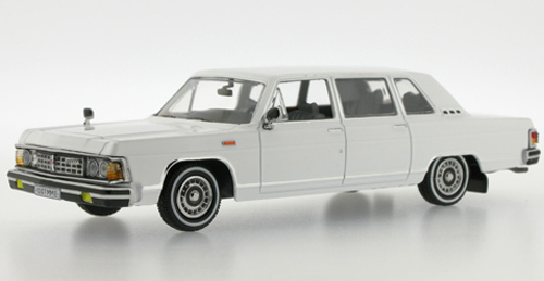 GAZ 14 Tchaika Limousine 1978 weiss 1:43 GAZ 14 Tchaika Limousine 1978 weiss 1:43