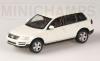 VW Touareg I 2003 weiss 1:43