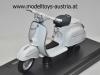 Vespa 125 GT 1966 white 1:18