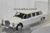 Mercedes Benz W100 6900 Pullmann 1963 weiss 1:18